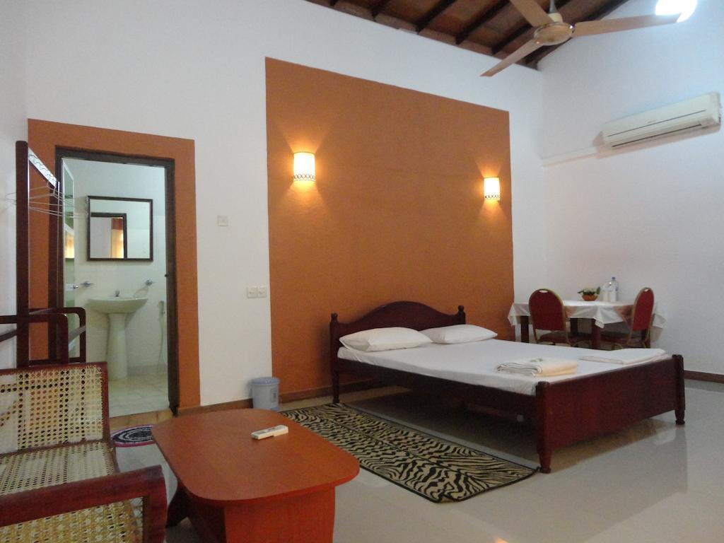 Green Land Guest House Pinnawala  Kamer foto